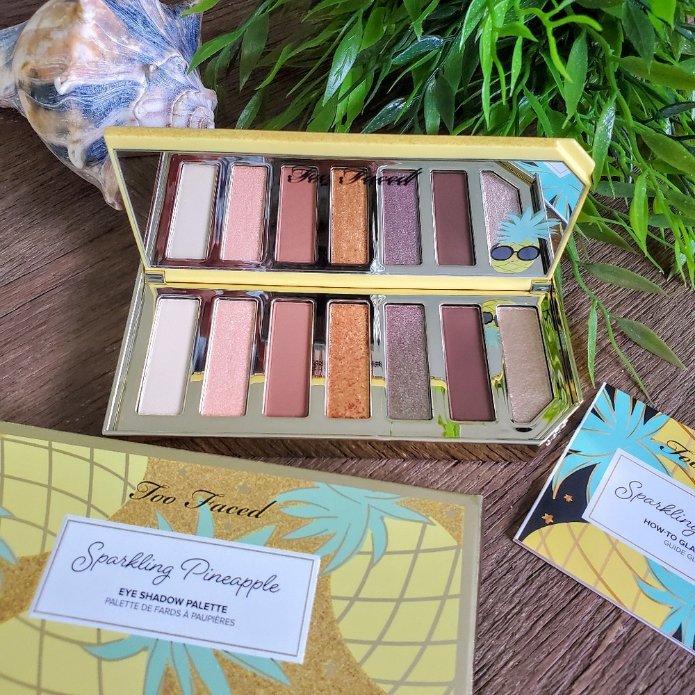 Too Faced Pinapple Eyeshadow Pallete
